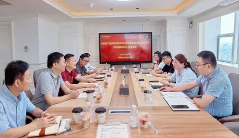 Looking ahead to new digital cross-border models and exploring new avenues for industrial-chain integration and development.