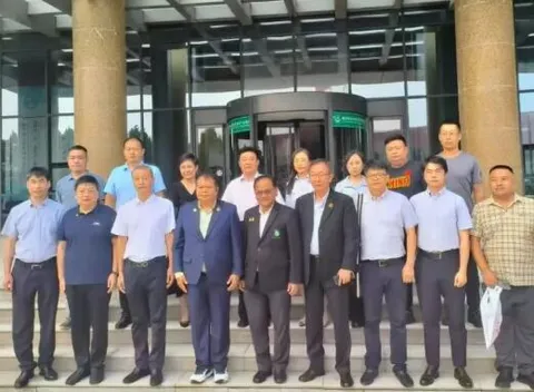 A lot of grain and oil to join hands with the Thai Rubber Bureau business inspection, a new blueprint for Sino-Thai cooperation.