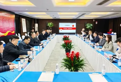 Gao Feng, vice chairman of the Yunnan Provincial Committee of the Chinese people's political Consultative Conference and chairman of the Yunnan Federation of Industry and Commerce, and his entourage visited the League of Nations shares for inspection and 