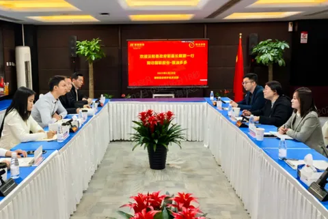 Yunyang County Government Leaders Visit Guolian Shares, Grain and Oil Duoduo