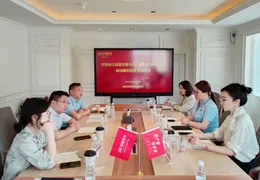 Hubei Yangtze River operation line of leaders visited grain and oil