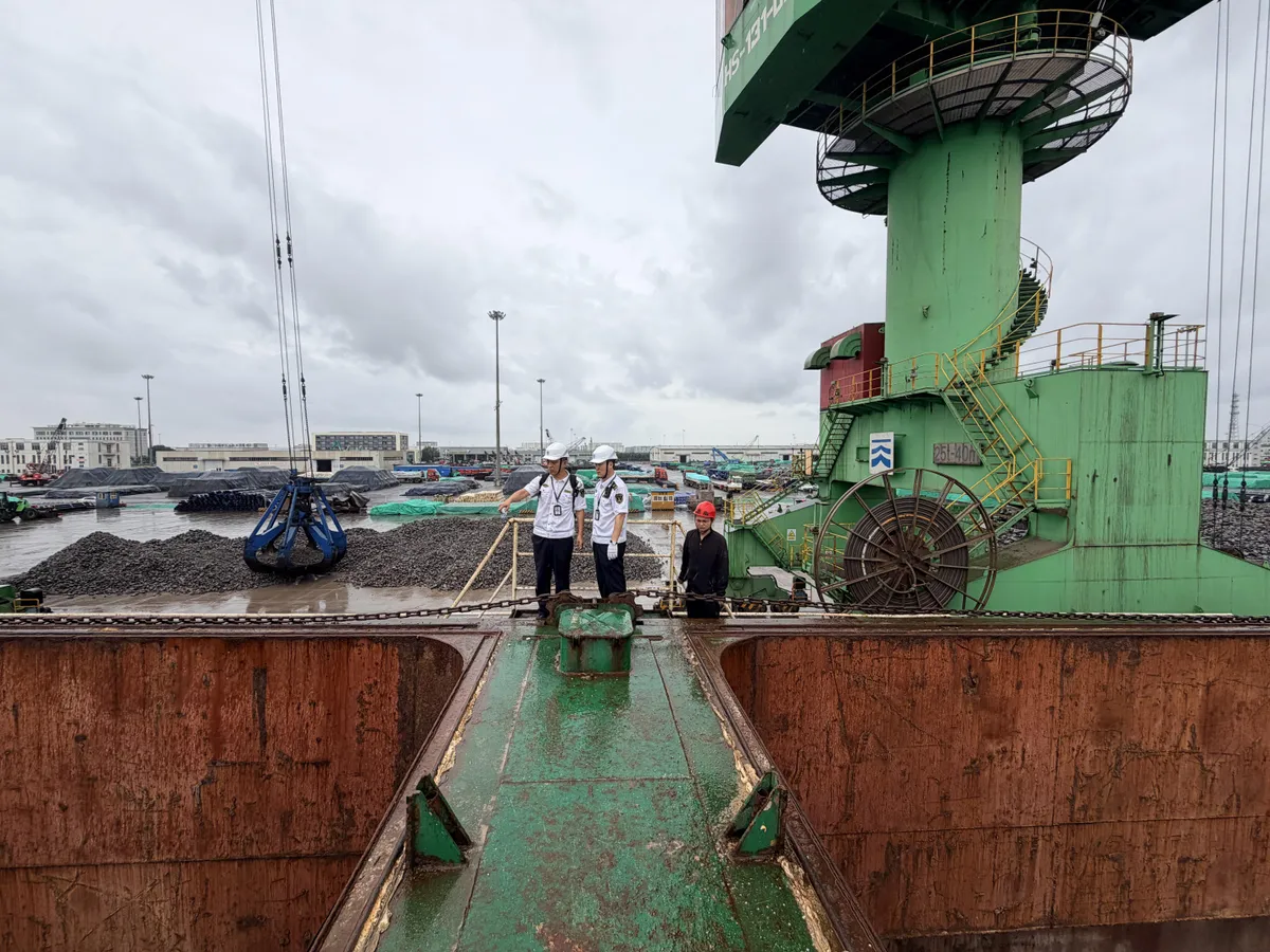 Tianjin Beijiang Maritime Safety Administration Adhere to "Four Strengthens" to Build a Solid Bulk Cargo Water Safety Supervision Defense Line